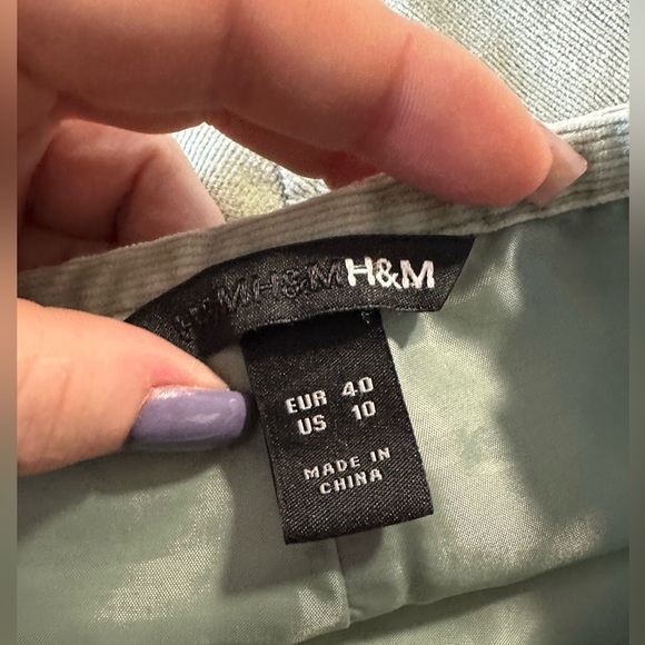 Beautiful corderoy mint green flare skirt - Picture 3 of 4